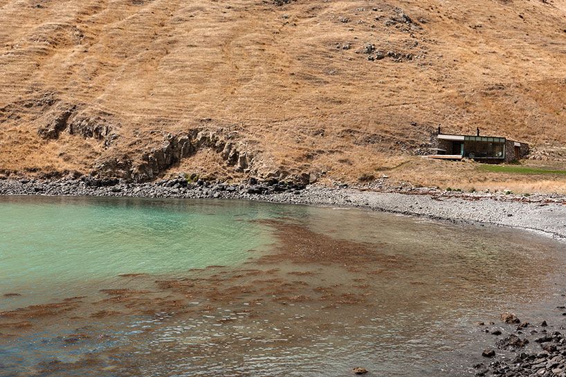 Романтический дом из камней на берегу в Новой Зеландии (Интернет-журнал ETODAY)