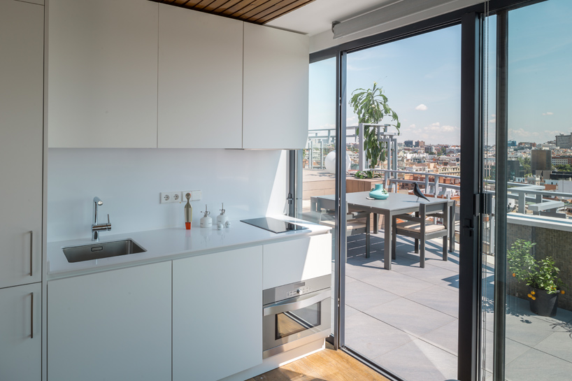 Обновленный дизайн квартиры в Мадриде с бассейном на крыше (Интернет-журнал ETODAY)