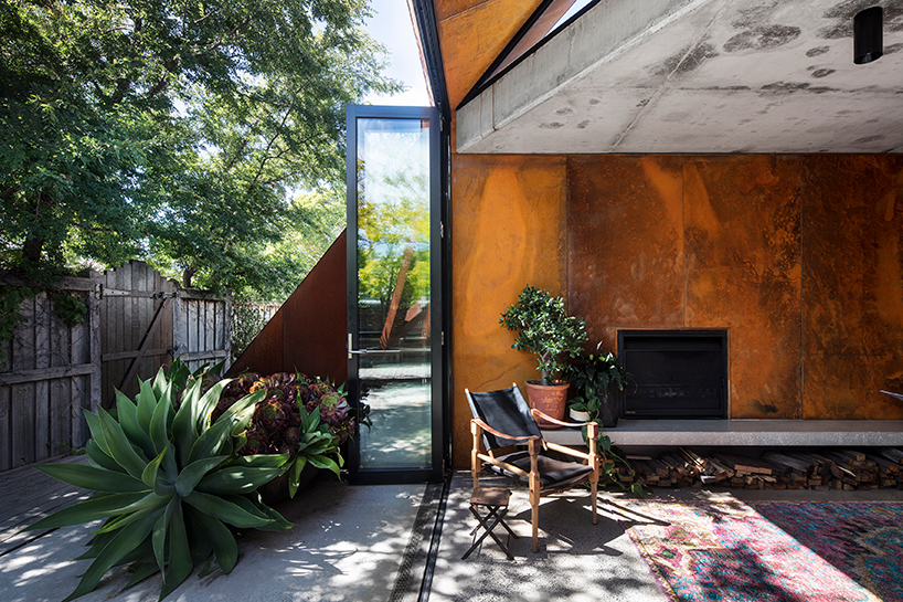 Расширение для дома с геометрической крышей в Мельбурне (Интернет-журнал ETODAY)