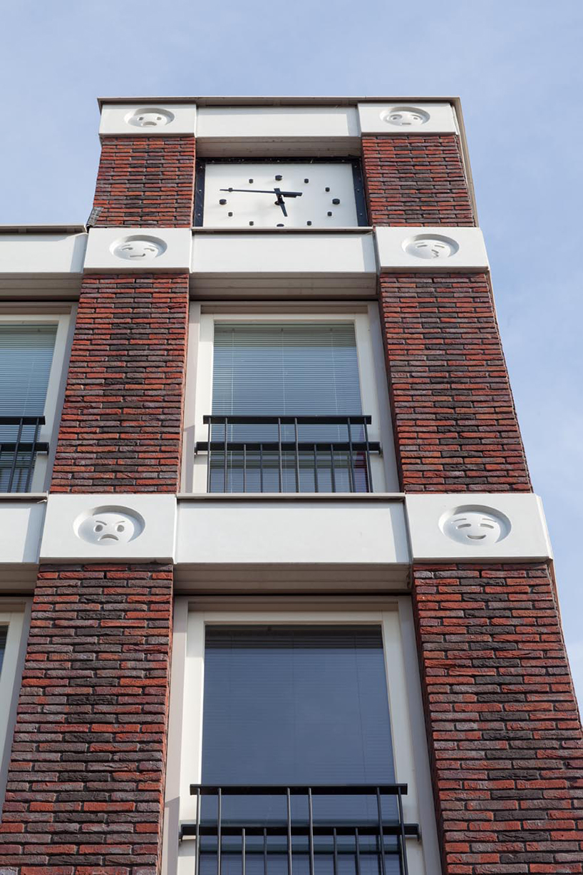 Здание со смайликами на фасаде в Голландии (Интернет-журнал ETODAY)