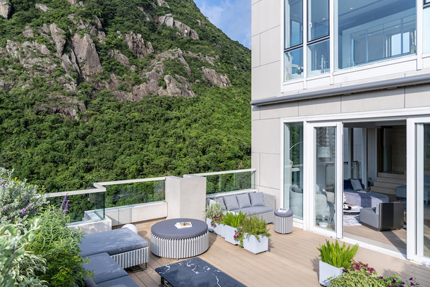 610x407_Quality97_800x534_Quality97_The Morgan Sky Duplex - Outdoor Terrace (Credit_Lit Ma Common Studio Limited)